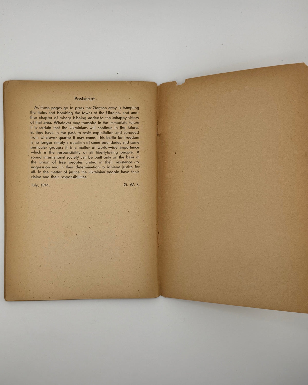Сімпсон Джордж В. Ukraine: an atlas of its history and geography. Авґсбурґ, 1946