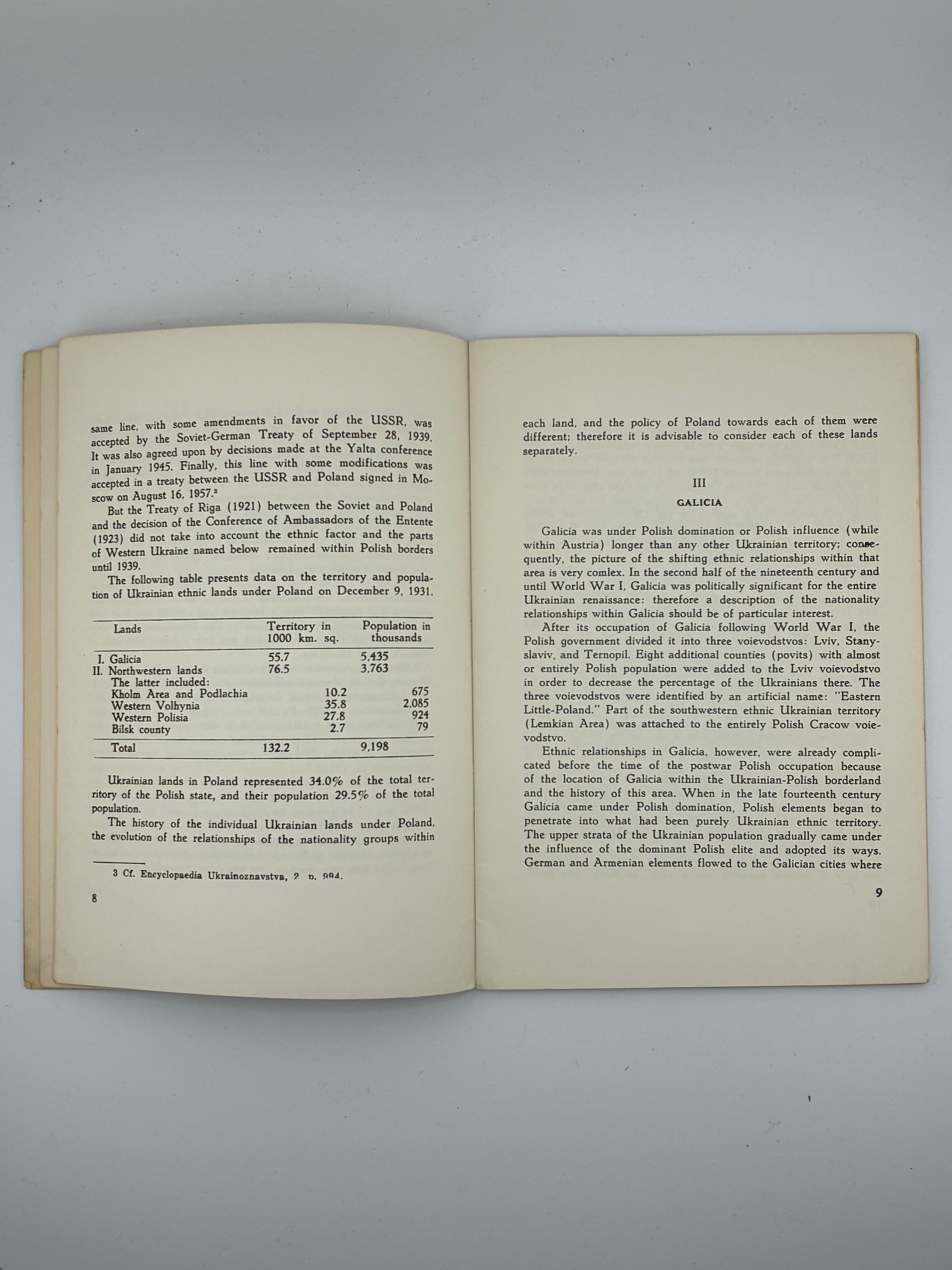 Volodymyr Kubijovyč — Western Ukraine within Poland 1920–1939 (Ethnic Relationships)
Chicago, Ill.: Ukrainian Research and Information Institute, Inc., 1963.