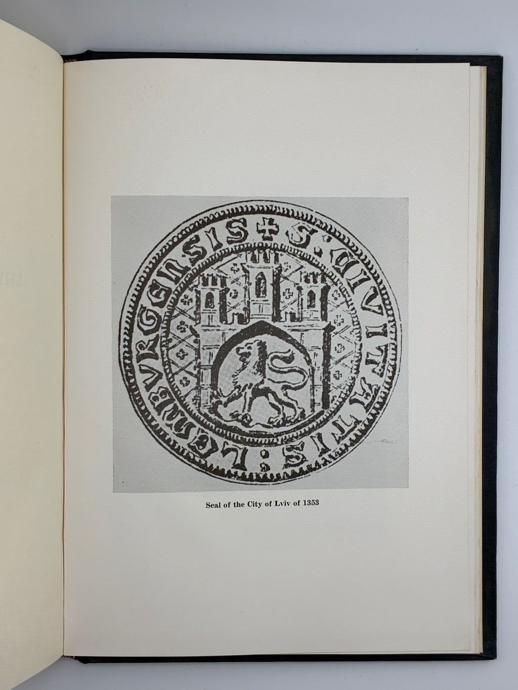 📕 LVIV. A Symposium on its 700th Anniversary