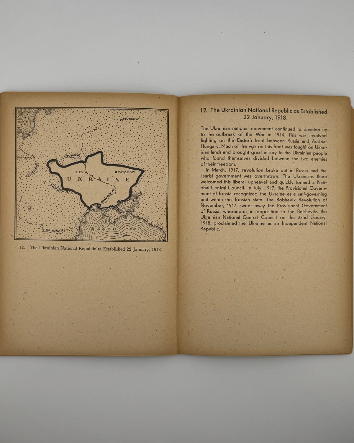 Сімпсон Джордж В. Ukraine: an atlas of its history and geography. Авґсбурґ, 1946