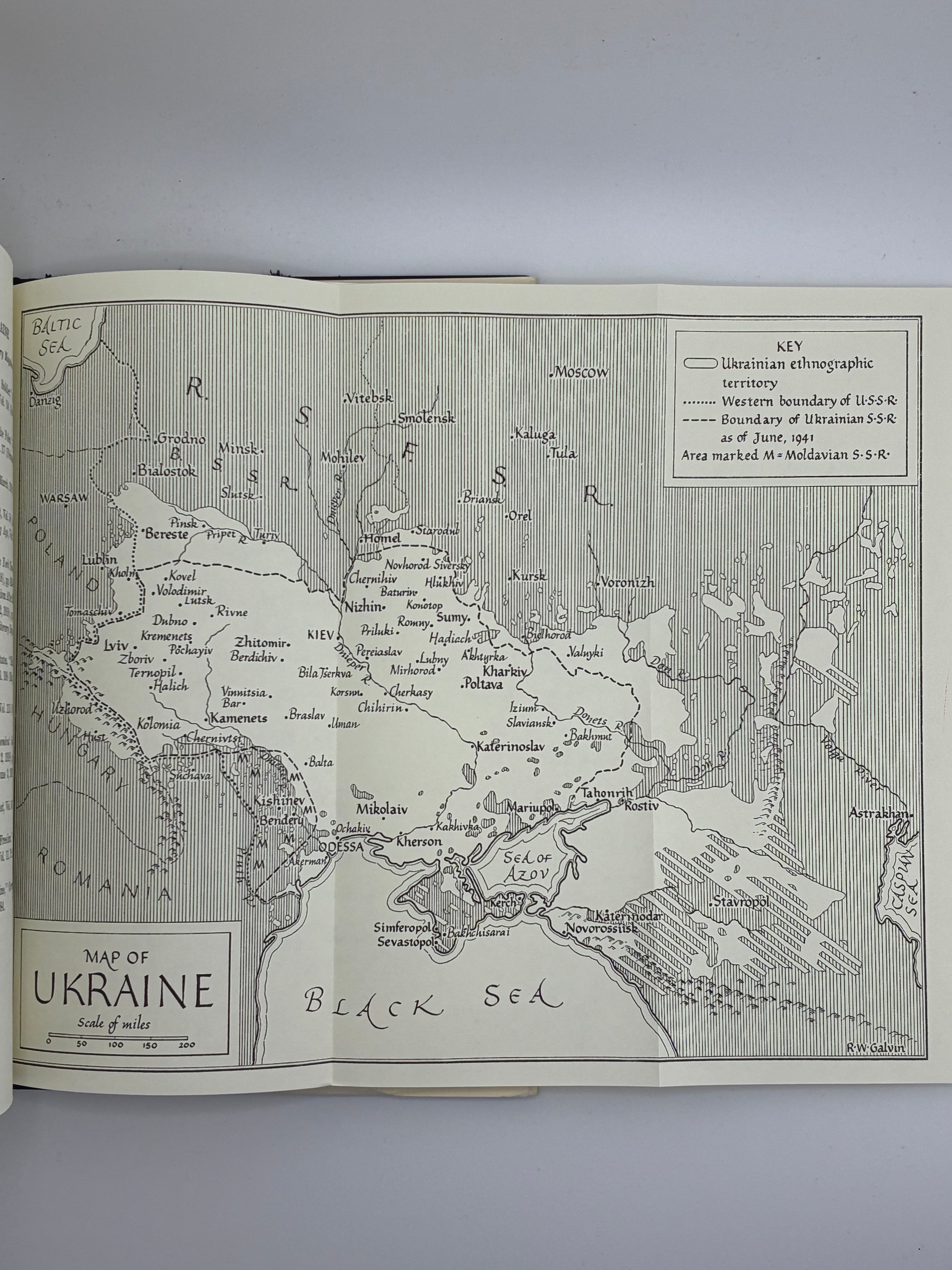 📕 A History of Ukraine / Michael Hrushevsky (Історія України-Руси)
📍 Connecticut: Archon Books, 1970. — Видано для Ukrainian National Association.