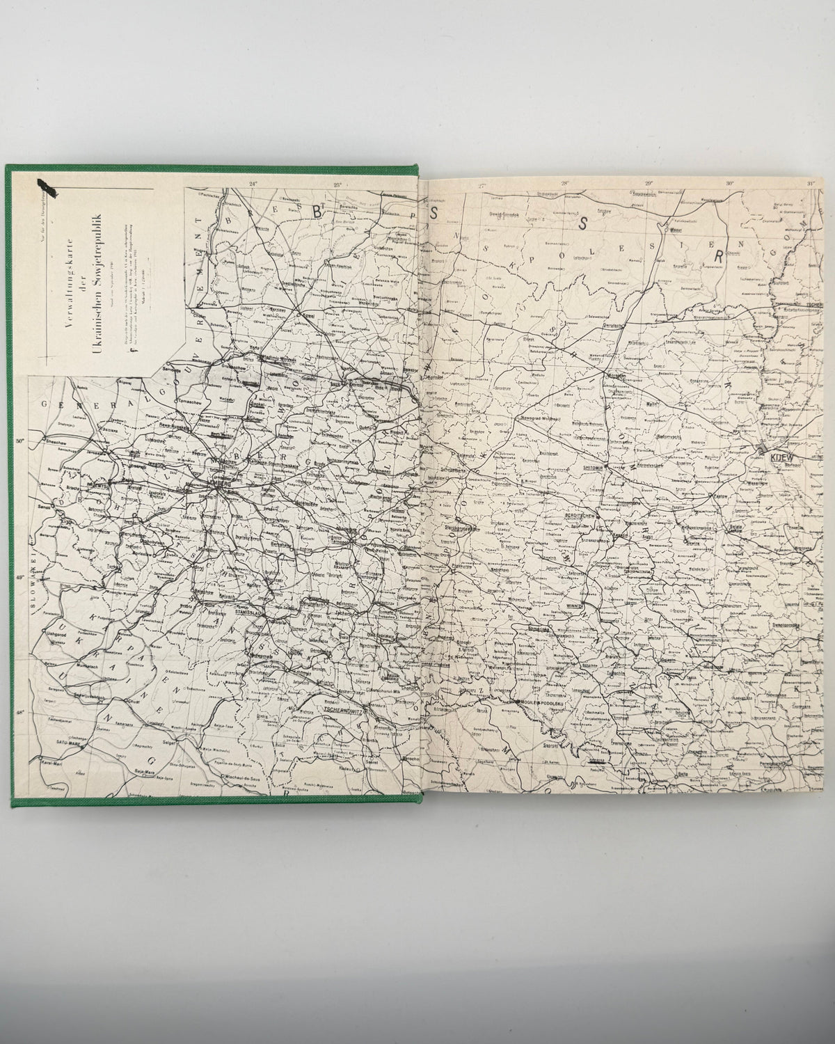 Гунчак Тарас (упоряд.). УПА в світлі німецьких документів. Кн. 1: 1942 — червень 1944. Торонто, 1983