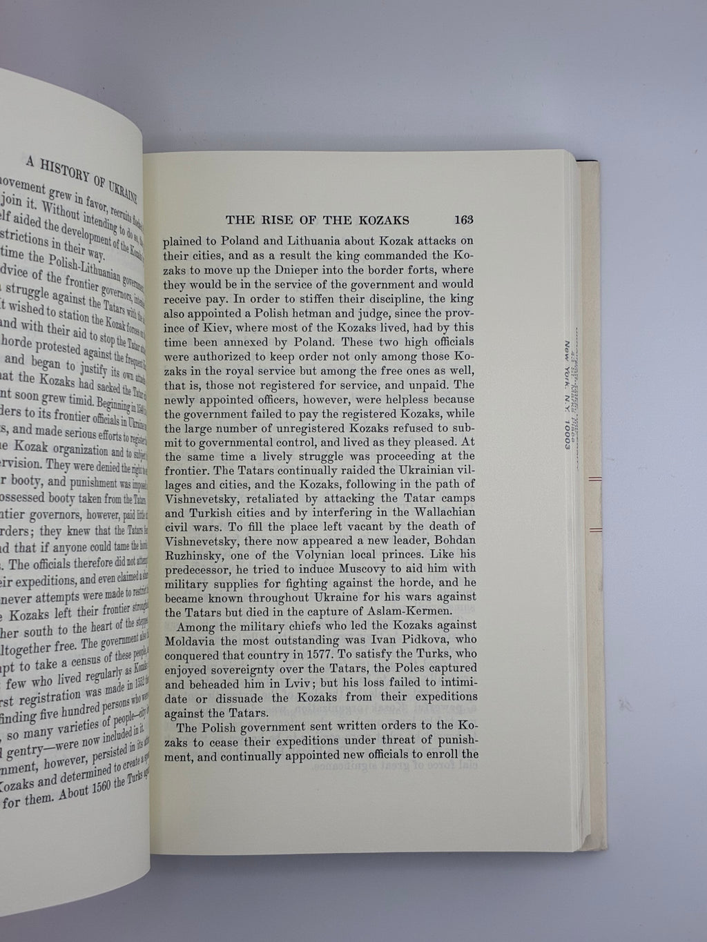 📕 A History of Ukraine / Michael Hrushevsky (Історія України-Руси)
📍 Connecticut: Archon Books, 1970. — Видано для Ukrainian National Association.