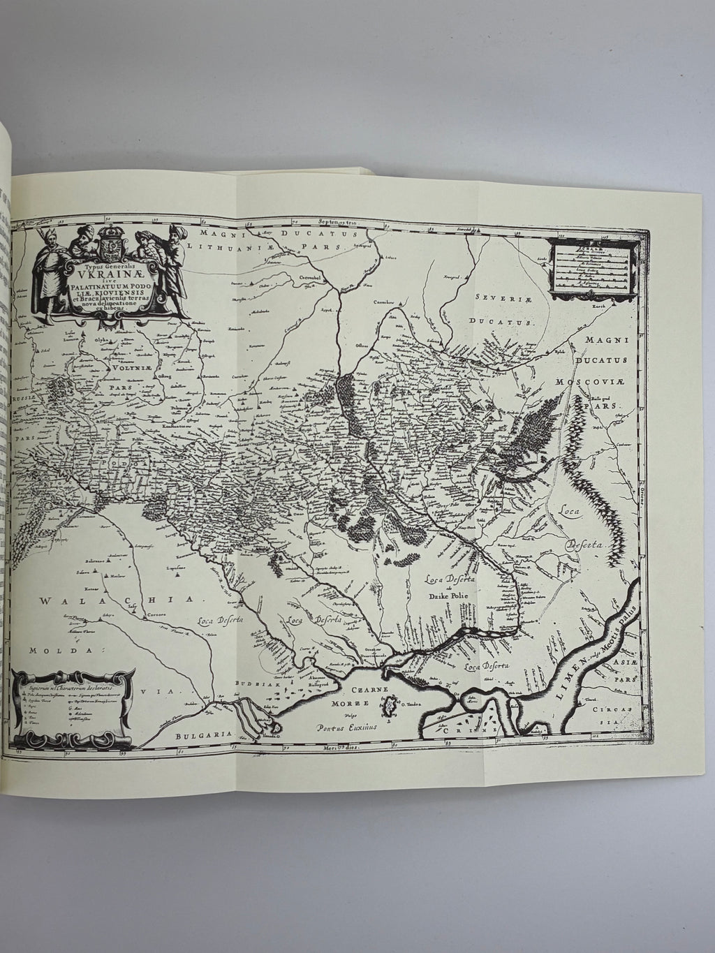 📕 A History of Ukraine / Michael Hrushevsky (Історія України-Руси)
📍 Connecticut: Archon Books, 1970. — Видано для Ukrainian National Association.