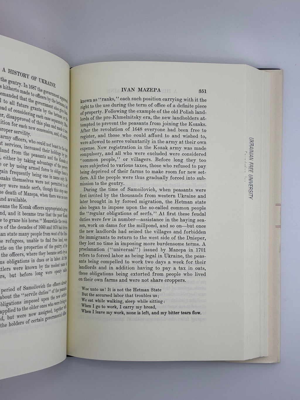 📕 A History of Ukraine / Michael Hrushevsky (Історія України-Руси)
📍 Connecticut: Archon Books, 1970. — Видано для Ukrainian National Association.