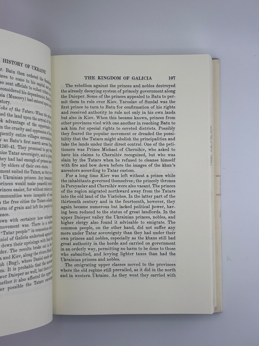📕 A History of Ukraine / Michael Hrushevsky (Історія України-Руси)
📍 Connecticut: Archon Books, 1970. — Видано для Ukrainian National Association.