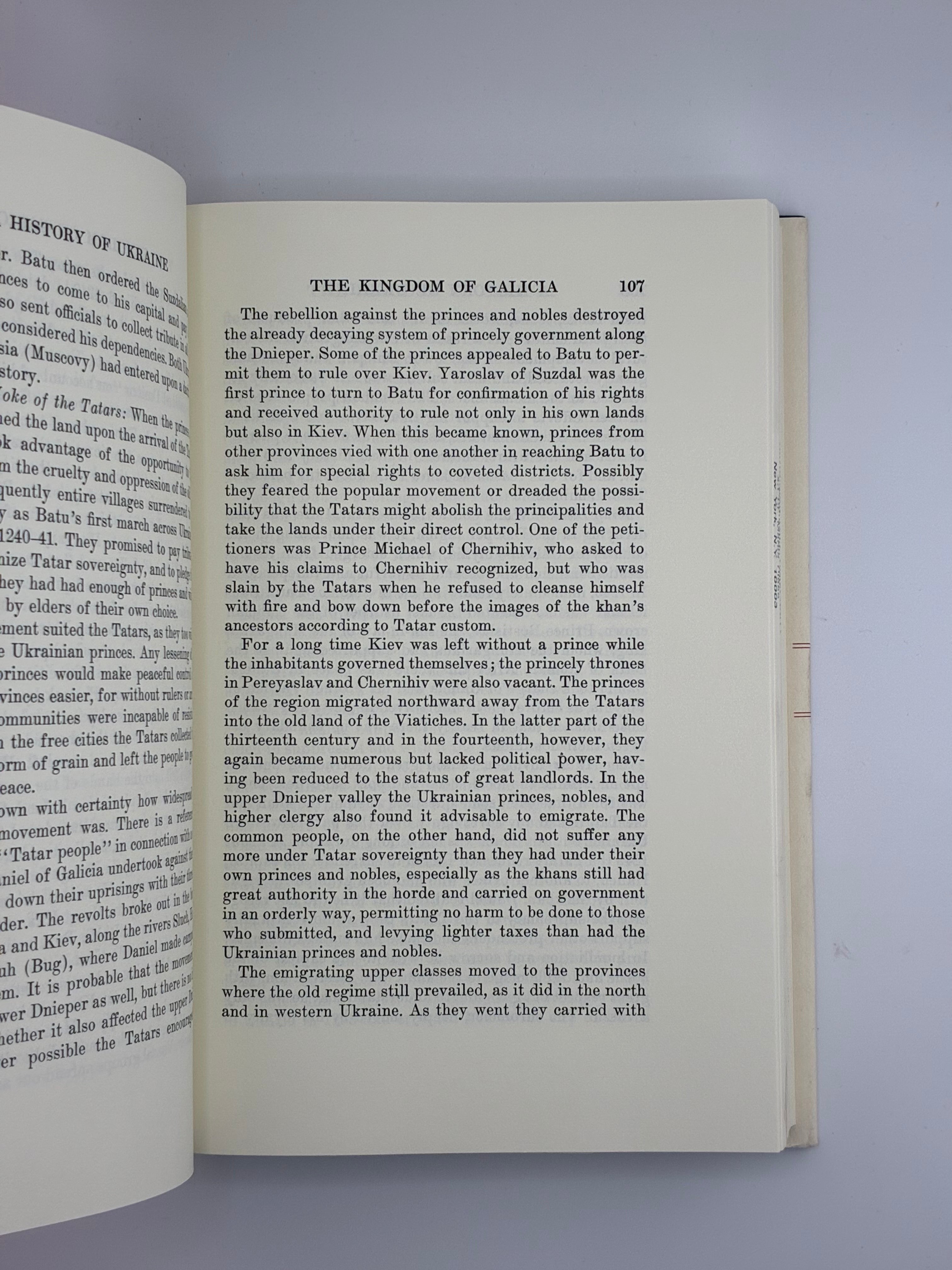 📕 A History of Ukraine / Michael Hrushevsky (Історія України-Руси)
📍 Connecticut: Archon Books, 1970. — Видано для Ukrainian National Association.