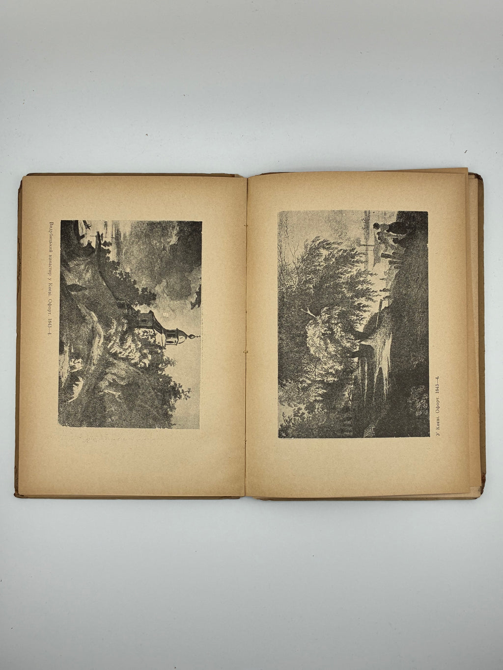 ГОРДИНСЬКИЙ С. ТАРАС ШЕВЧЕНКО МАЛЯР. 1814–1861. 1942
Краків — Львів: Українське видавництво, 1942.