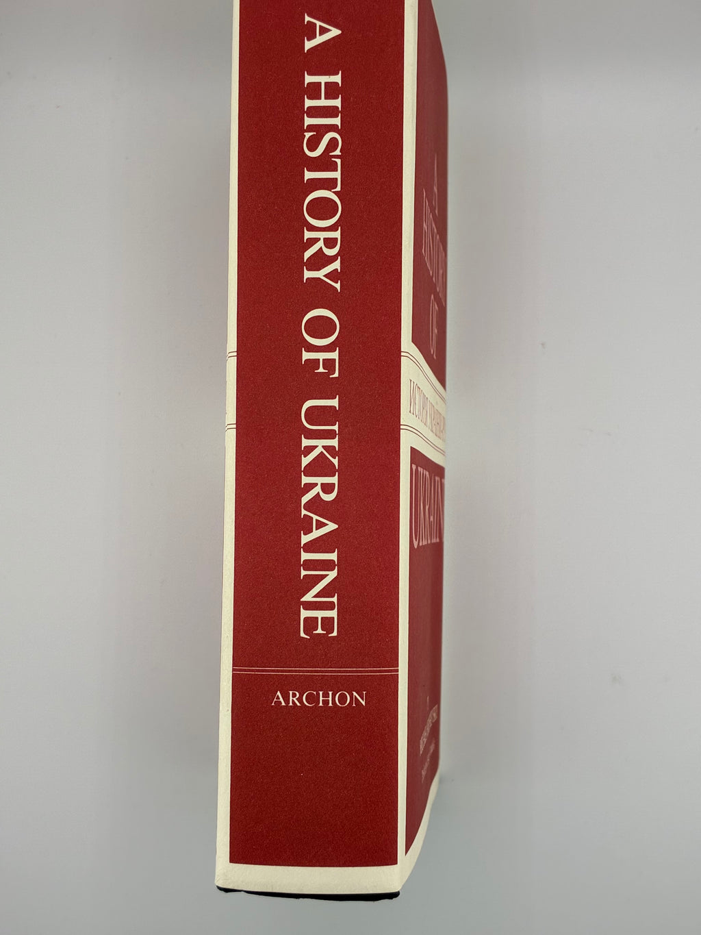 📕 A History of Ukraine / Michael Hrushevsky (Історія України-Руси)
📍 Connecticut: Archon Books, 1970. — Видано для Ukrainian National Association.