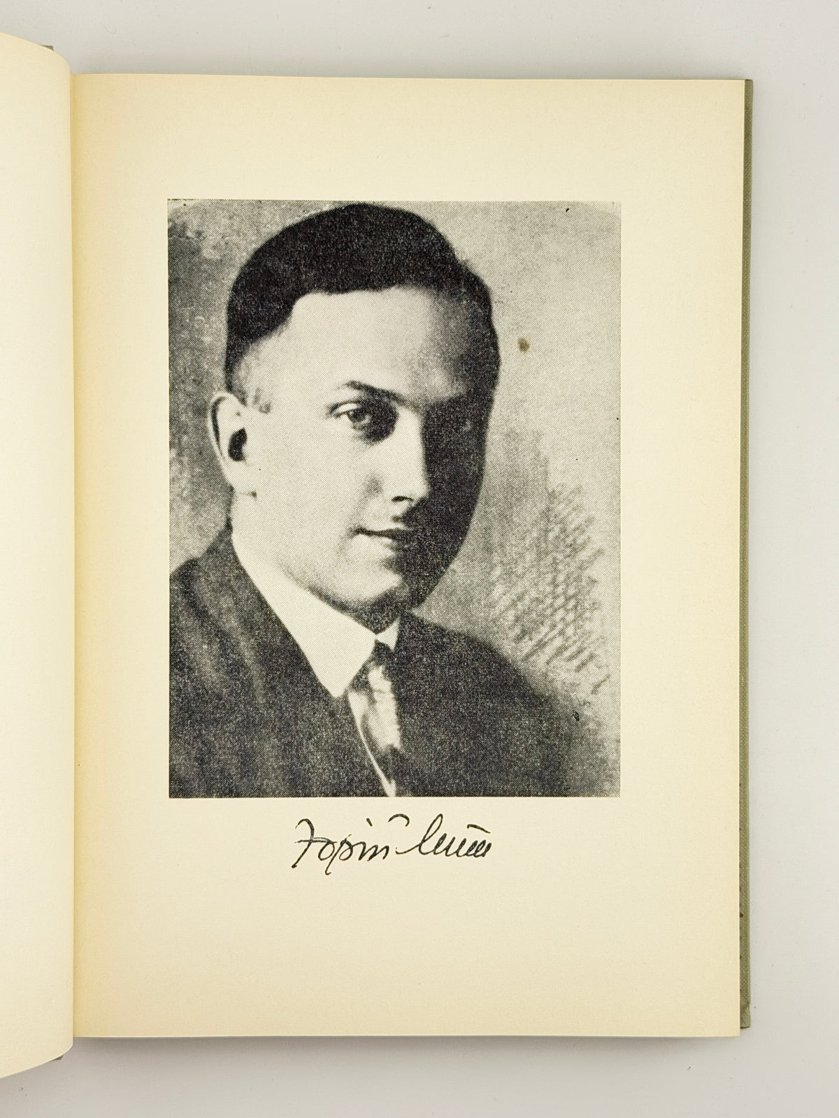 Липа Юрій. Поезія. Торонто, 1967